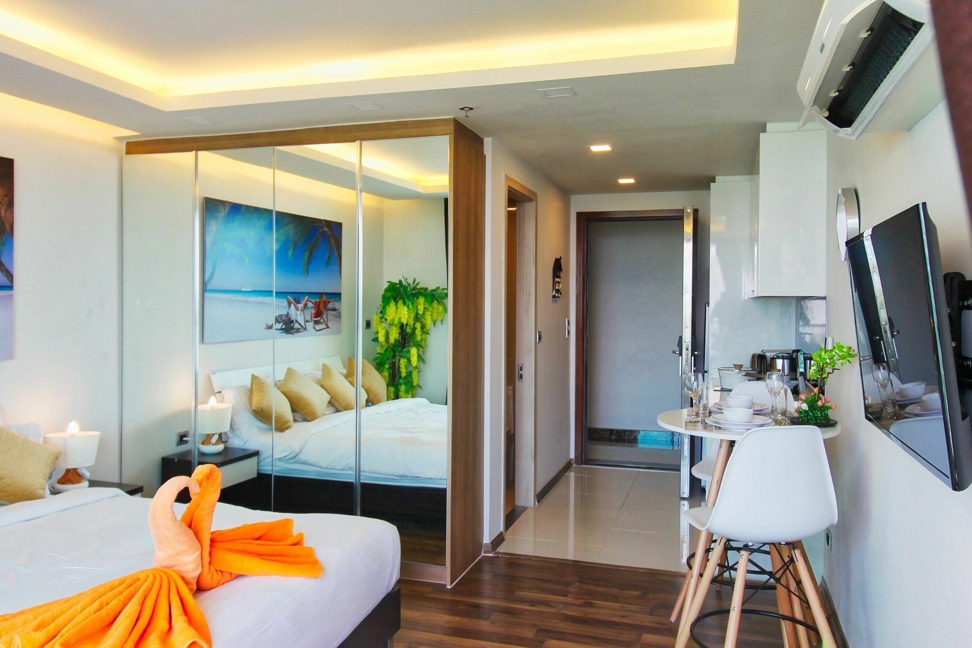Ferienwohnung The Peak Towers Pattaya Exterior foto